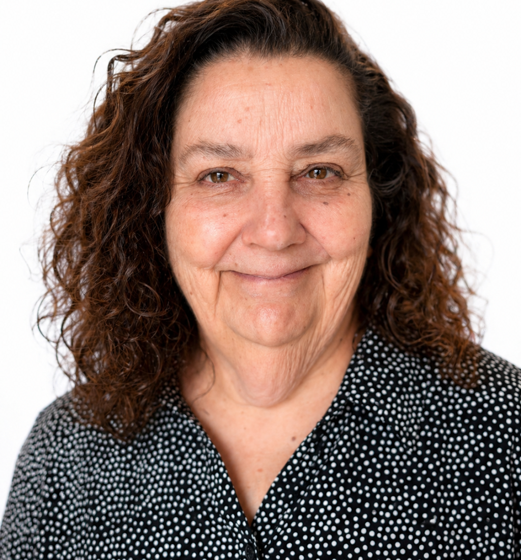 Rhonda headshot